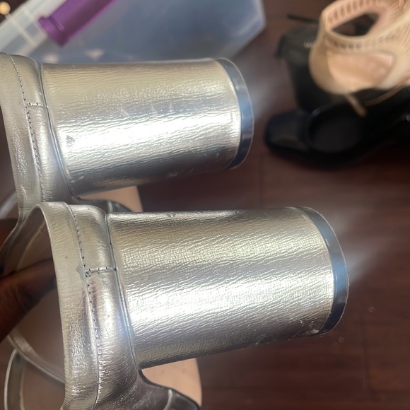 Stuart Weitzman Leather Crossover Heels - Picture 4 of 4